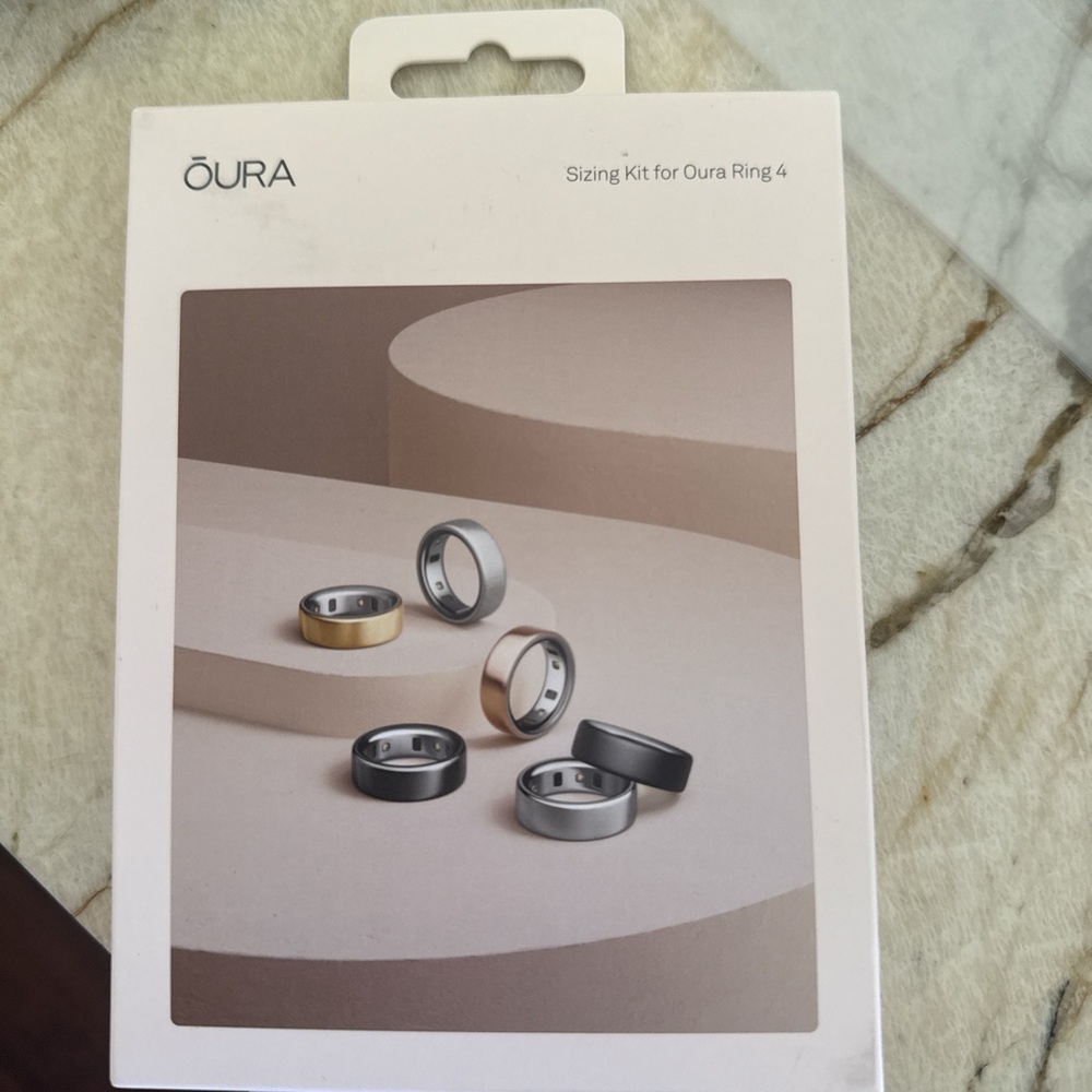 Oura Ring Sizing Kit with Silver and Gold Options
